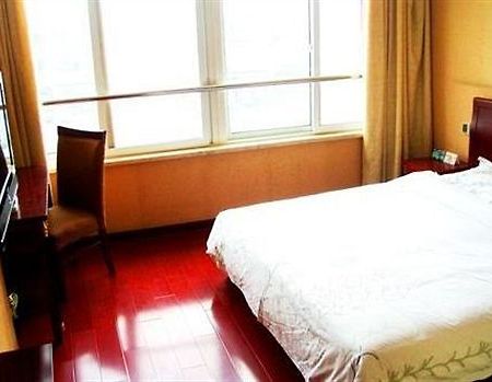 Super 8 Hotel Suzhou Le Yuan Exterior photo